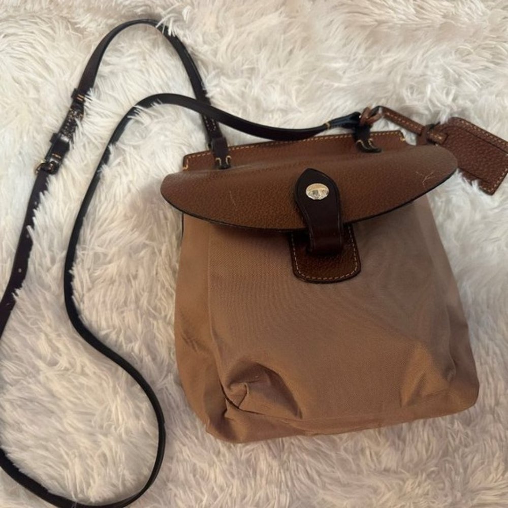 Dooney & Bourke Canvas & Leather Crossbody Purse - AUTHENTIC - Used